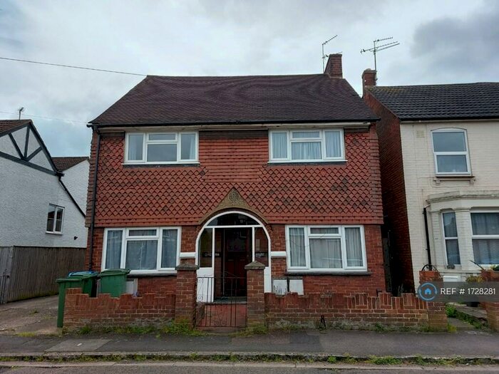 Studio To Rent In Victoria Street, Aylesbury, HP20