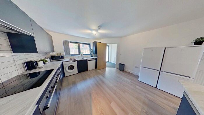 6 Bedroom Terraced House To Rent In Ayr Street, The Arboretum, Nottingham, Nottinghamshire, NG7