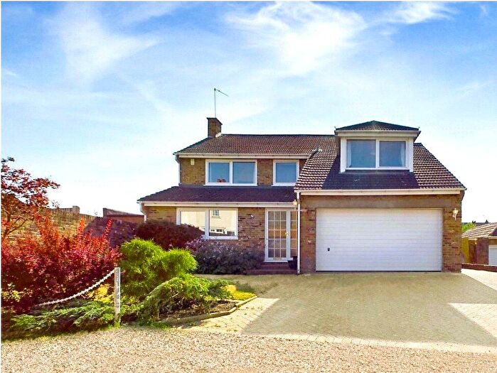 4 Bedroom Detached House To Rent In Hancombe Road, Sandhurst, Berkshire, GU47