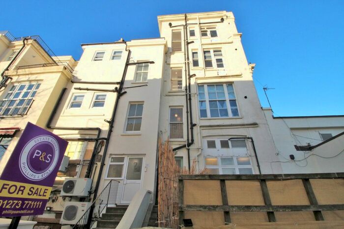 3 Bedroom Flat For Sale In Sillwood Terrace, Brighton, BN1