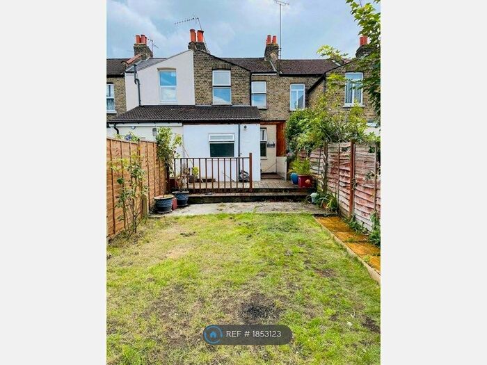 4 Bedroom Terraced House To Rent In Sorrento Road, Sutton, SM1