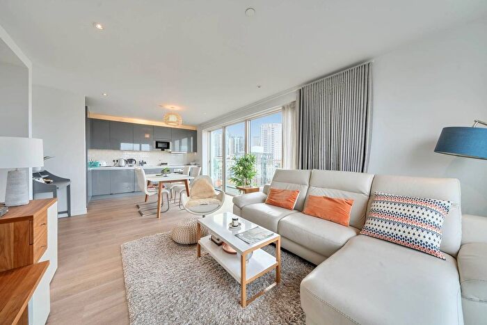 2 Bedroom Flat For Sale In Rodney Road, Elephant And Castle, London, SE17