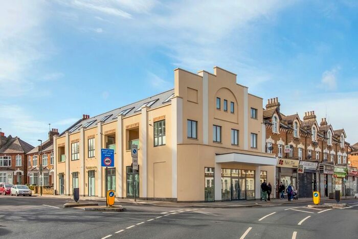 2 Bedroom Flat To Rent In George Lane, London, SE13