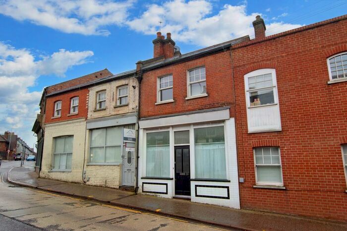 1 Bedroom Flat To Rent In Catherine Street, St Albans, AL3