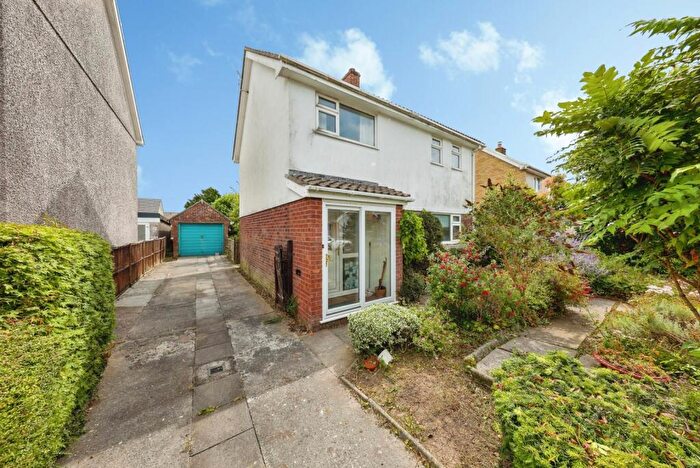 3 Bedroom Detached House For Sale In Heol Morfa Brenin, Johnstown, Carmarthen, Carmarthenshire, SA31