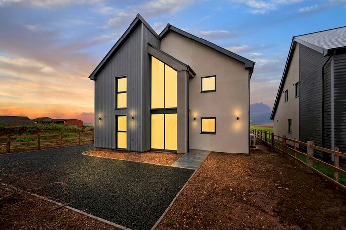 3 Bedroom Detached House For Sale In Gipsey Drove, Langrick, PE22