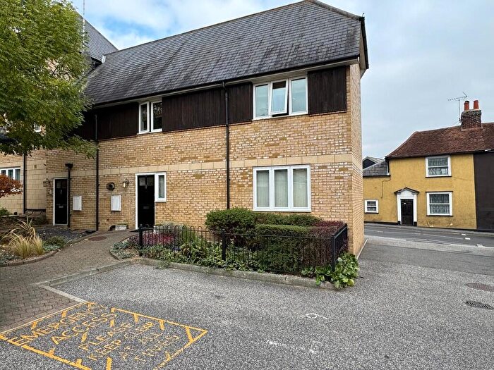 2 Bedroom Flat For Sale In Fambridge Road, Maldon, CM9