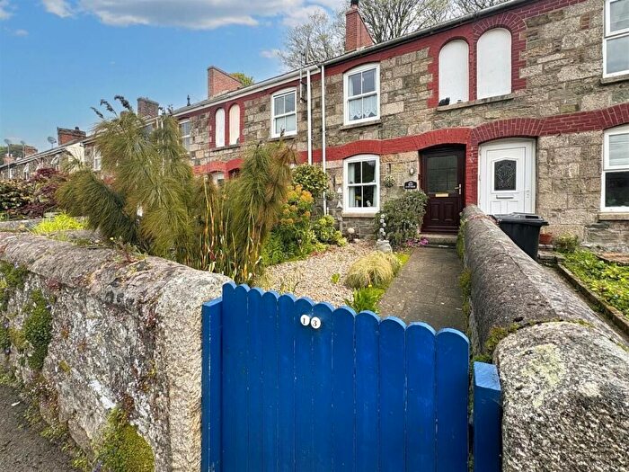 2 Bedroom Cottage For Sale In Cosy Home, Helston, TR13