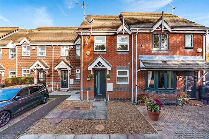 2 Bedroom Terraced House For Sale In Ruthven Close, Wickford, Essex, SS12