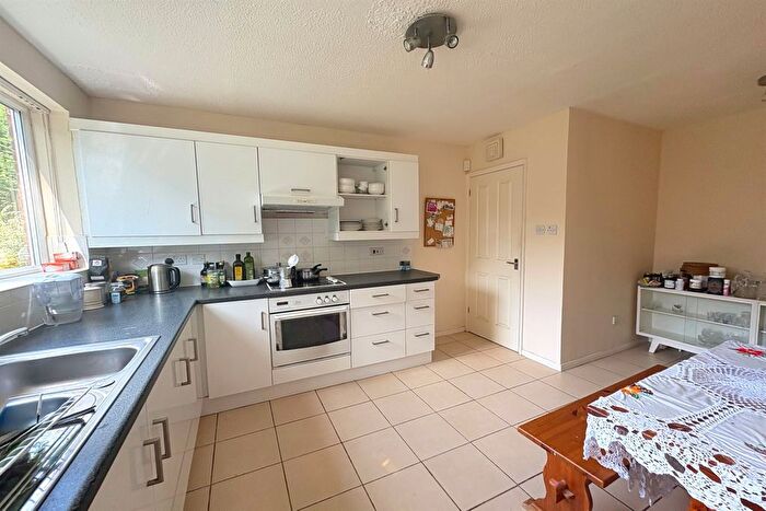 4 Bedroom Detached House For Sale In Southlands, Holmes Chapel, CW4