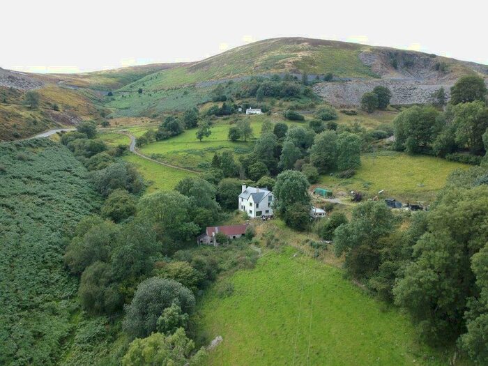 5 Bedroom Detached House For Sale In Horseshoe Pass, Llangollen, LL20