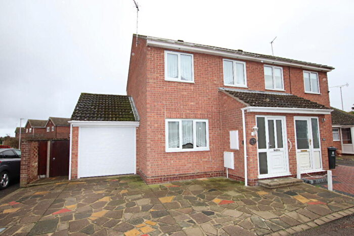 2 Bedroom Semi-Detached House For Sale In Purley Way, Clacton On Sea, CO16