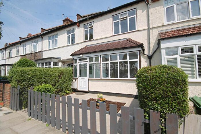 3 Bedroom Terraced House For Sale In Melrose Gardens, New Malden, KT3