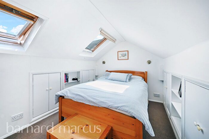 2 Bedroom Semi-Detached House For Sale In St. James's Close, London, SW17