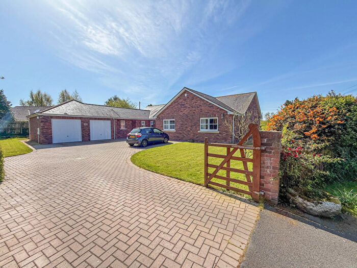 3 Bedroom Detached Bungalow For Sale In The Bower, Linstock, CA6