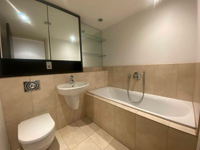 2 Bedroom Apartment To Rent In Apartment The Equilibrium, Plover Road, Lindley, HD3