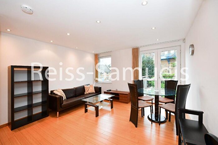 1 Bedroom Apartment To Rent In Helion Court, London, E14