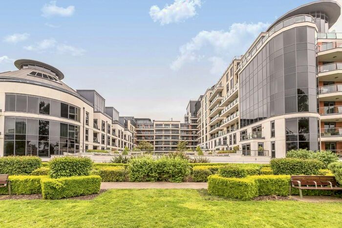 4 Bedroom Flat To Rent In Lensbury Avenue, London, SW6