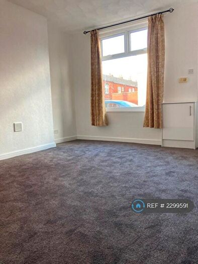 2 Bedroom Terraced House To Rent In Hengist Street, Bolton, BL2