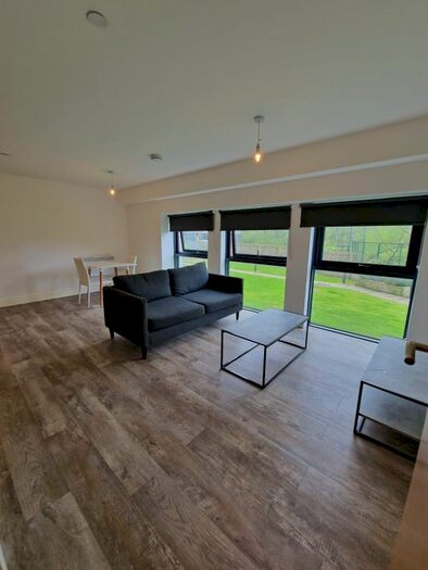 1 Bedroom Flat To Rent In Flat, Elfin Square, Edinburgh, EH11