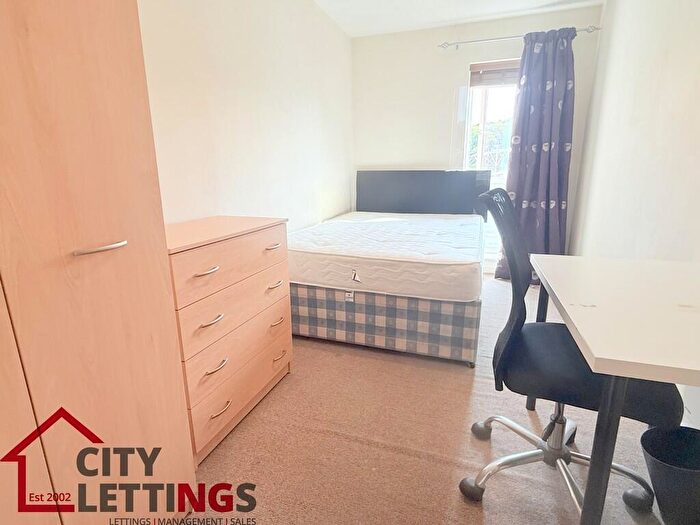 2 Bedroom Apartment To Rent In The Pavilion Russell Road Nottingham, NG7