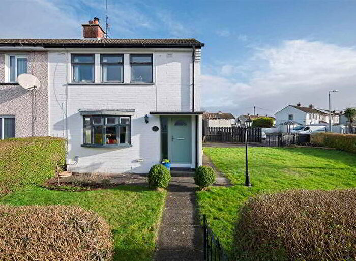 3 Bedroom Semi-Detached House For Sale In Milltown Avenue, Lisburn, BT28