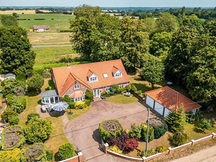 6 Bedroom Detached House For Sale In Long Green, Wortham, IP22