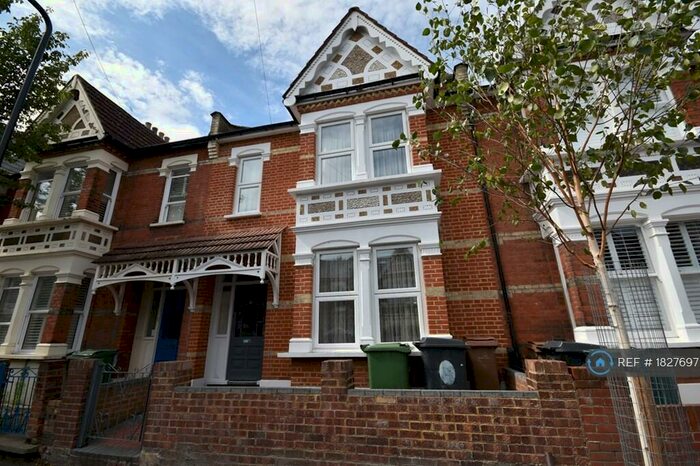 3 Bedroom Terraced House To Rent In Vincent Road, London, E4