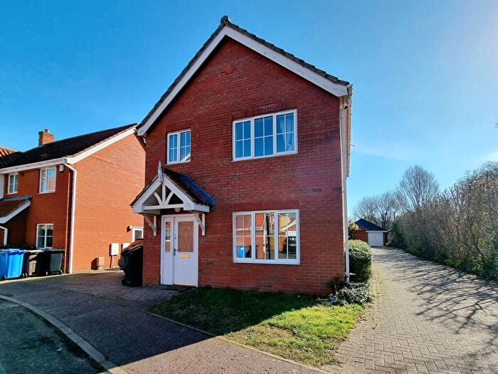 4 Bedroom House To Rent In Swallowtail Close, Norwich, NR5