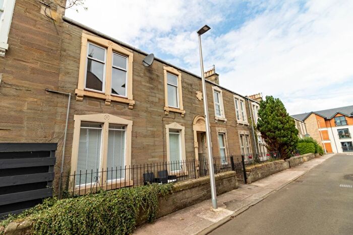 2 Bedroom Flat For Sale In Churchill Place, Dundee, DD5