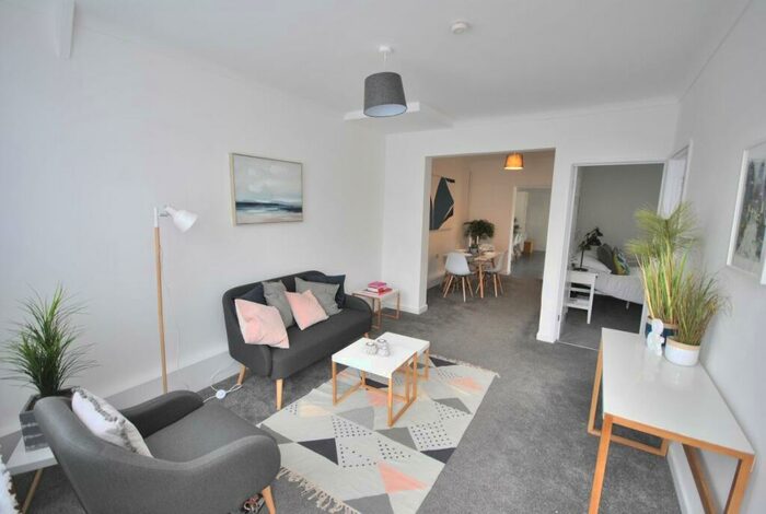 2 Bedroom Apartment To Rent In Hillside Road, Bristol, BS5