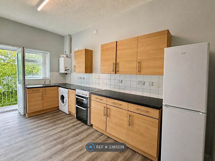 2 Bedroom Flat To Rent In Stratford Road, Newcastle Upon Tyne, NE6