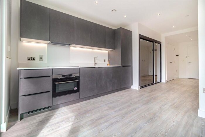 1 Bedroom Apartment To Rent In Turing Way, Cambridge, CB3