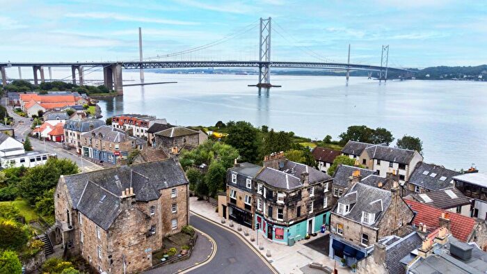 3 Bedroom Flat For Sale In B Hopetoun Road, EH30