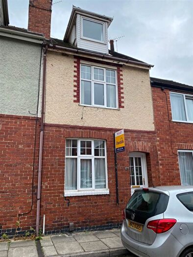 3 Bedroom Terraced House To Rent In Montague Street, York, YO23