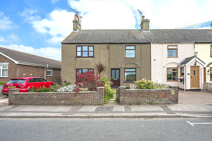 3 Bedroom Terraced House For Sale In Hall Road, Carlton Colville, NR33