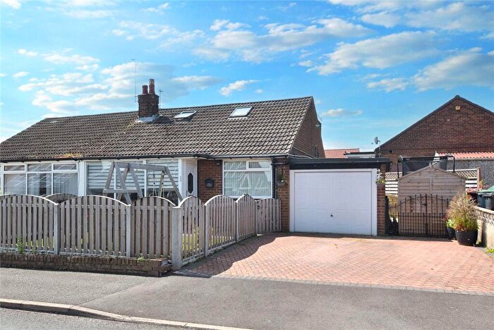 4 Bedroom Bungalow To Rent In King George Avenue, Morley, Leeds, West Yorkshire, LS27