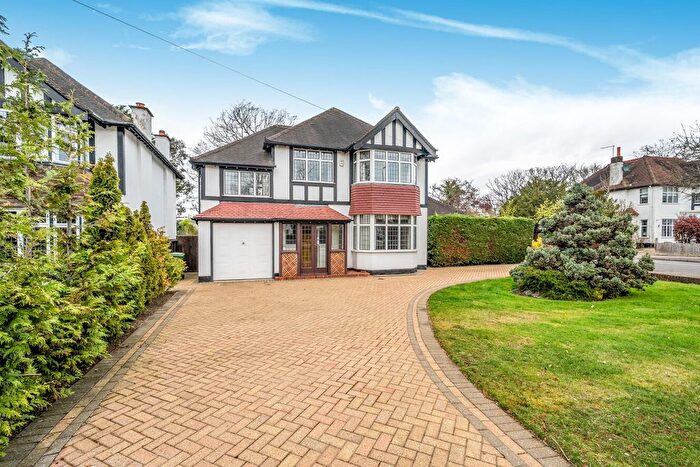 5 Bedroom Detached House For Sale In Barnfield Wood Road, Beckenham, BR3