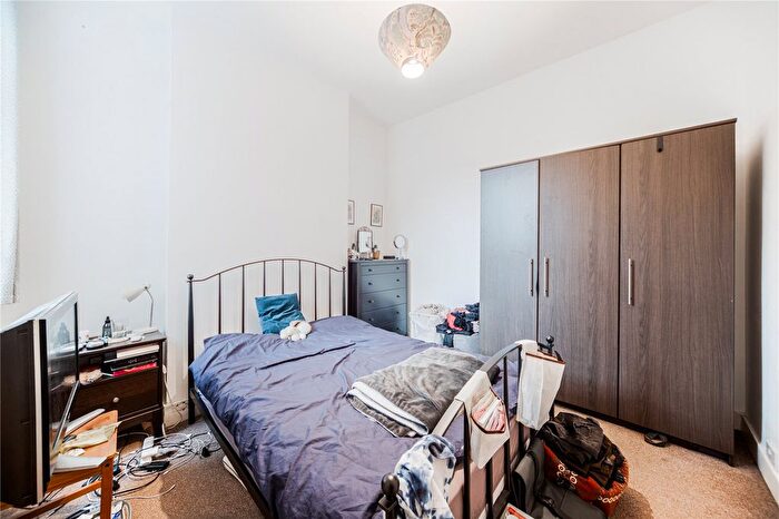 1 Bedroom Flat For Sale In Cranleigh Road, London, N15