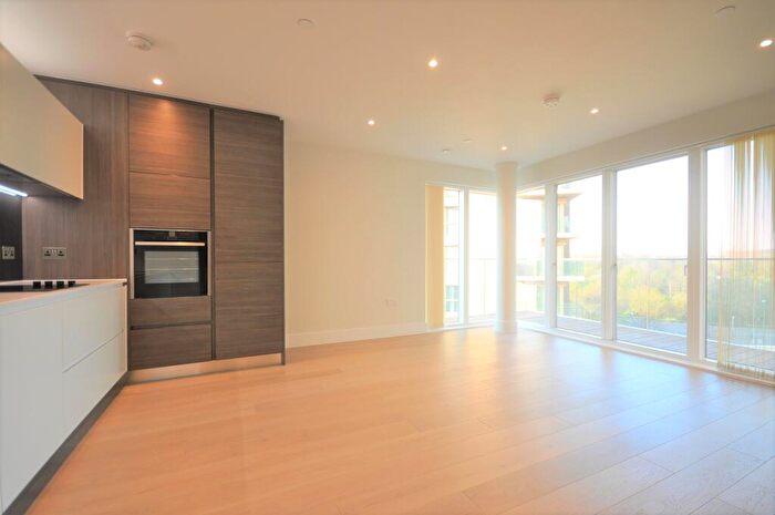 2 Bedroom Apartment To Rent In Kidbrooke Park Road, Kidbrooke Village, London, SE3