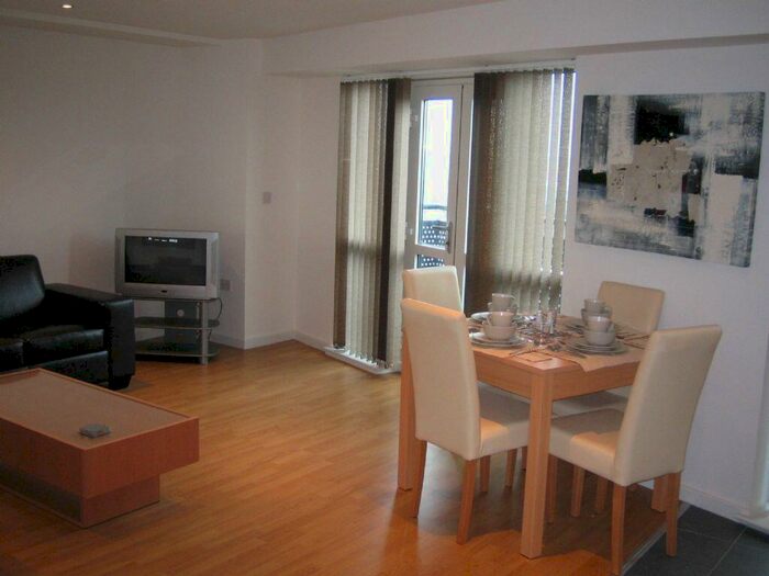 2 Bedroom Apartment To Rent In Masshouse Double Bedrooms With Parking & Balcony, B5