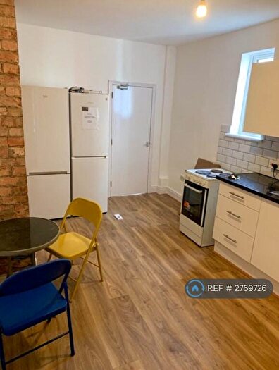 4 Bedroom Terraced House To Rent In Gold Street, Wellingborough, NN8