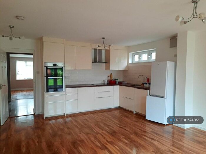 3 Bedroom Semi-Detached House To Rent In Dickens Avenue, London, N3