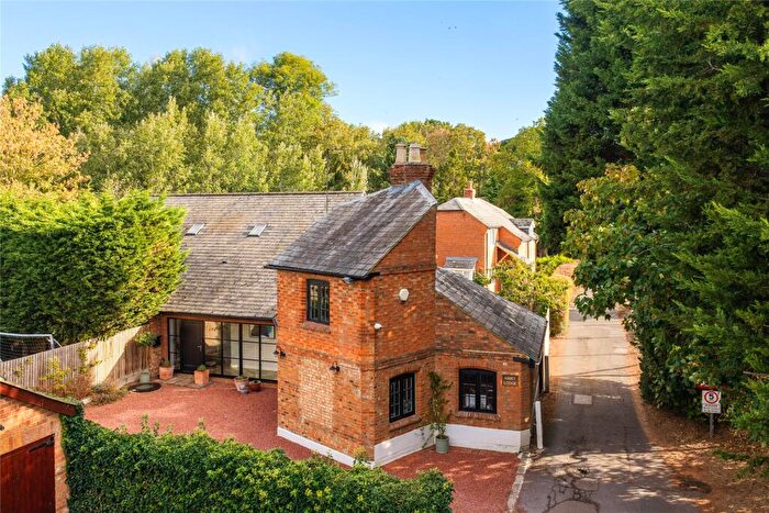 4 Bedroom Detached House For Sale In Priory Street, Newport Pagnell, Buckinghamshire, MK16