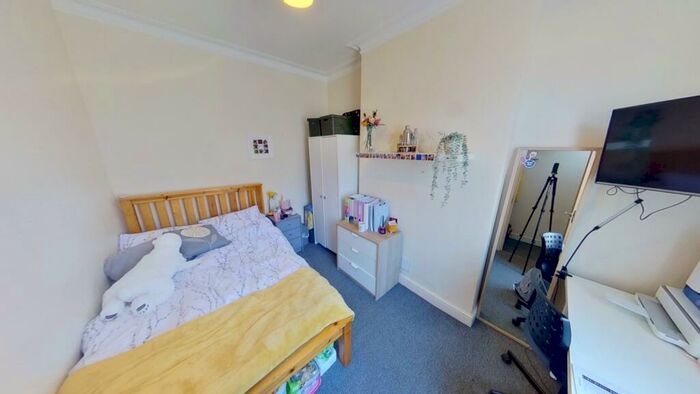 4 Bedroom End Of Terrace House To Rent In Ednaston Road, Dunkirk, NG7