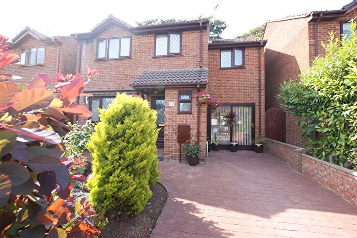 4 Bedroom Detached House For Sale In Burngate Road, Hamworthy, Poole, Dorset, BH15