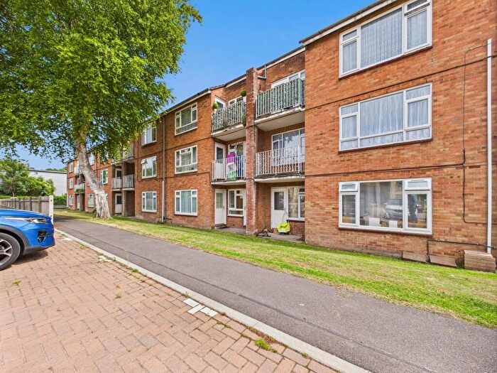 2 Bedroom Apartment To Rent In Queensmead Road, Loudwater, High Wycombe, Buckinghamshire, HP10