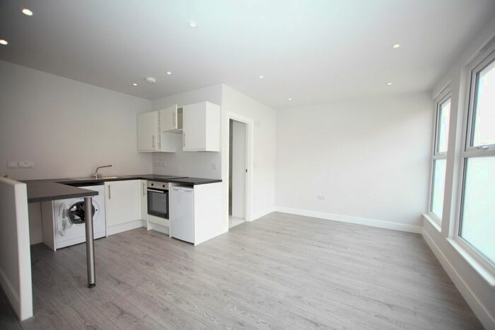 1 Bedroom Studio To Rent In Brent Street, Hendon, NW4