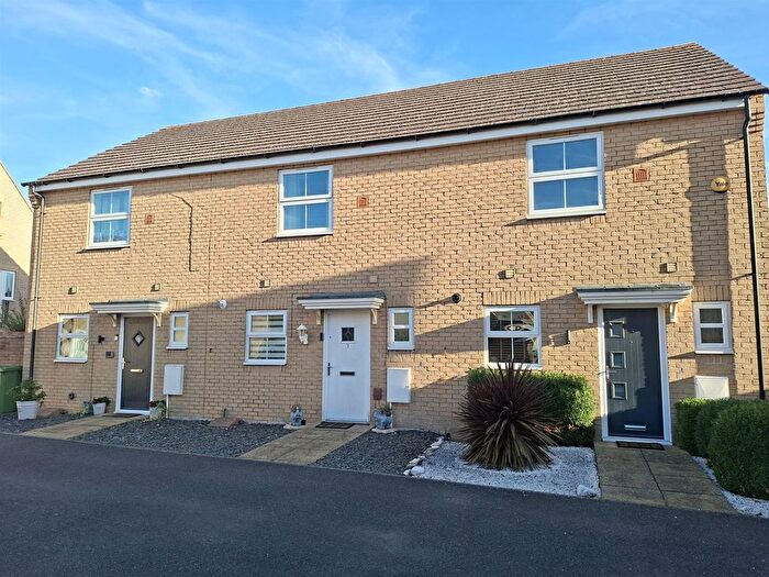 2 Bedroom End Of Terrace House To Rent In Livingstone Road, Yaxley, Peterborough, PE7
