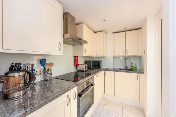 1 Bedroom Flat To Rent In Ponsonby Terrace, Pimlico, London, SW1P